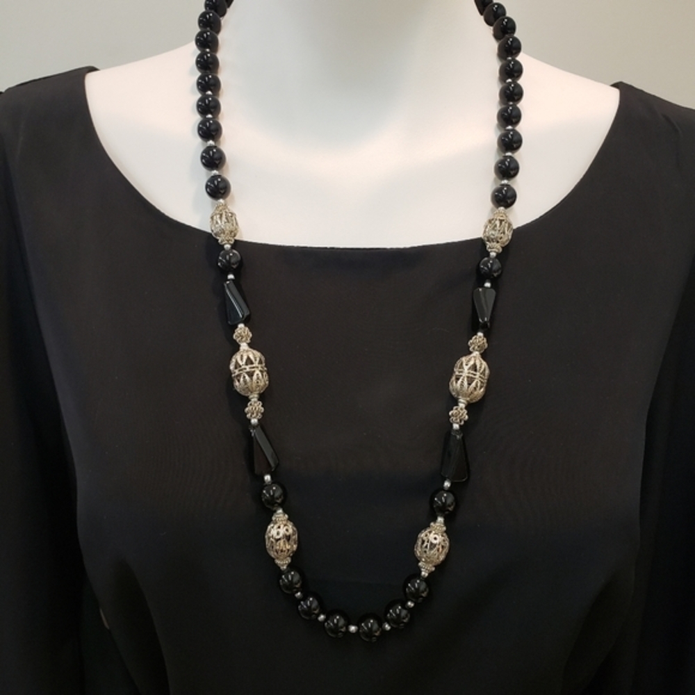 VINTAGE Black Onyx Ornate Silver Filigree Beaded Stone Necklace